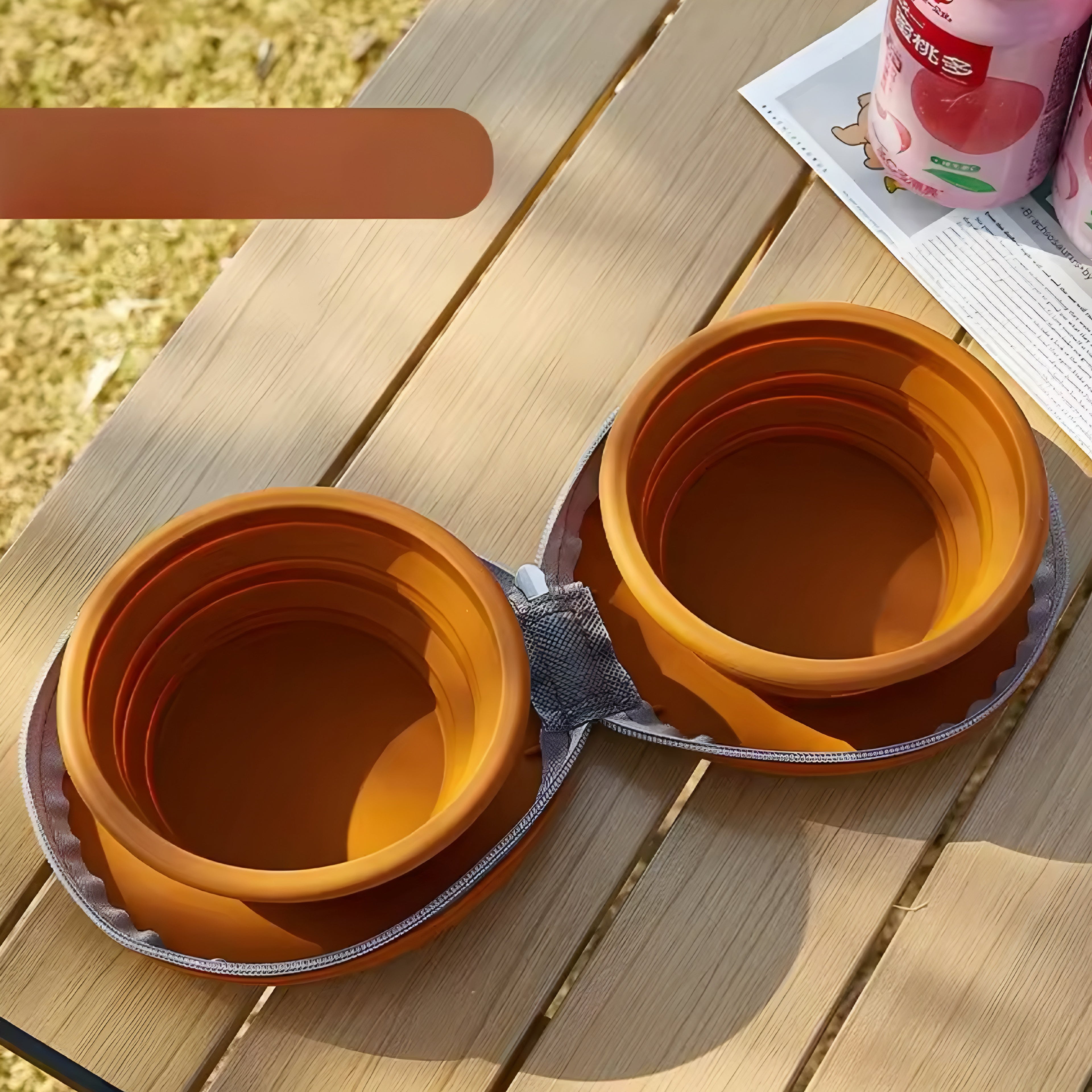 2-in-1 Foldable Silicone Dog Bowl – Portable Travel Feeding Solution