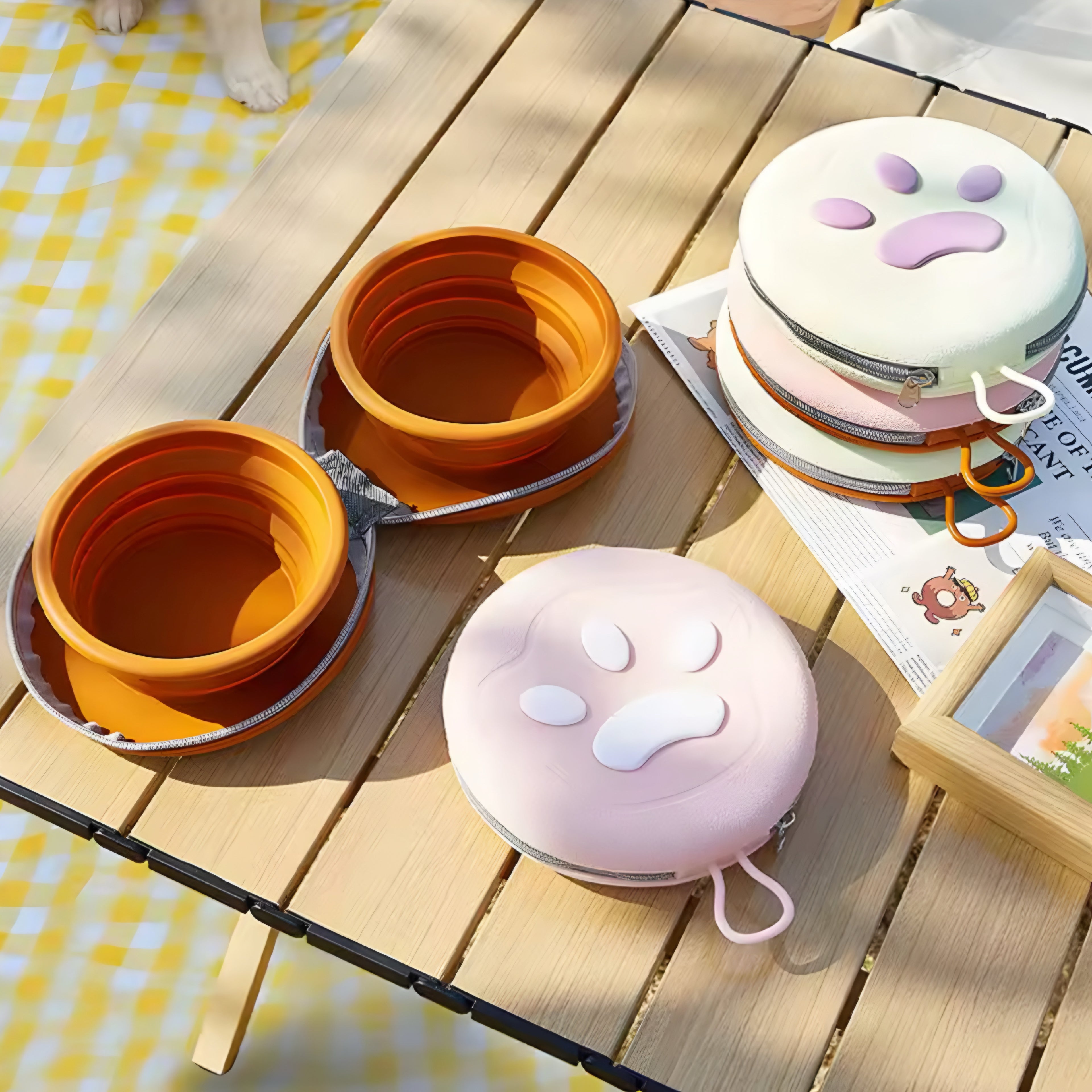 2-in-1 Foldable Silicone Dog Bowl – Portable Travel Feeding Solution